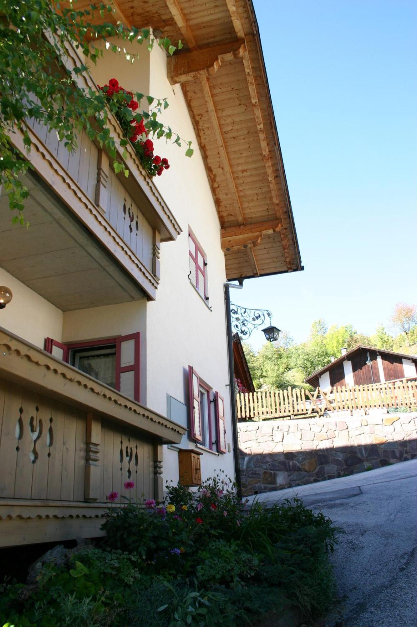 Villa Mirabell Cavalese Extérieur photo